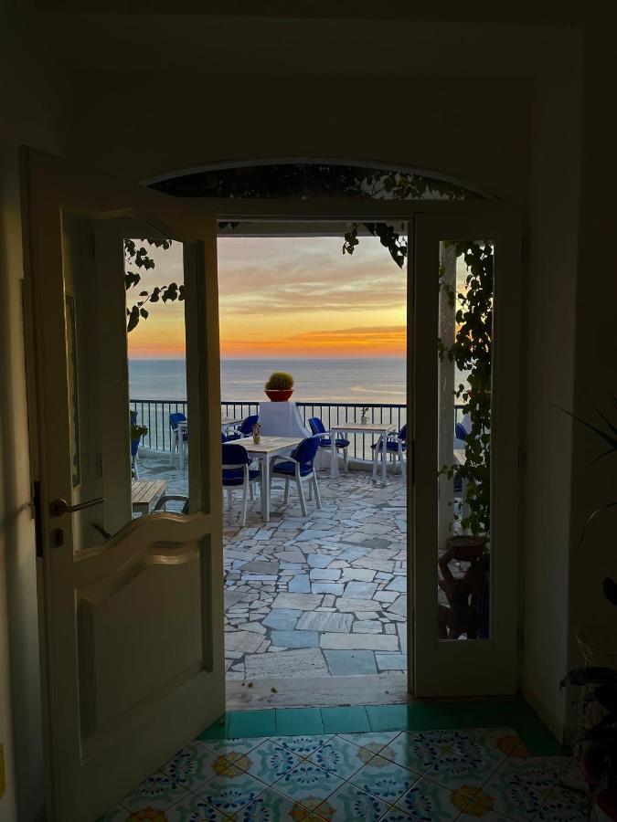 Hotel Villa Maria Sant'Angelo  Екстер'єр фото